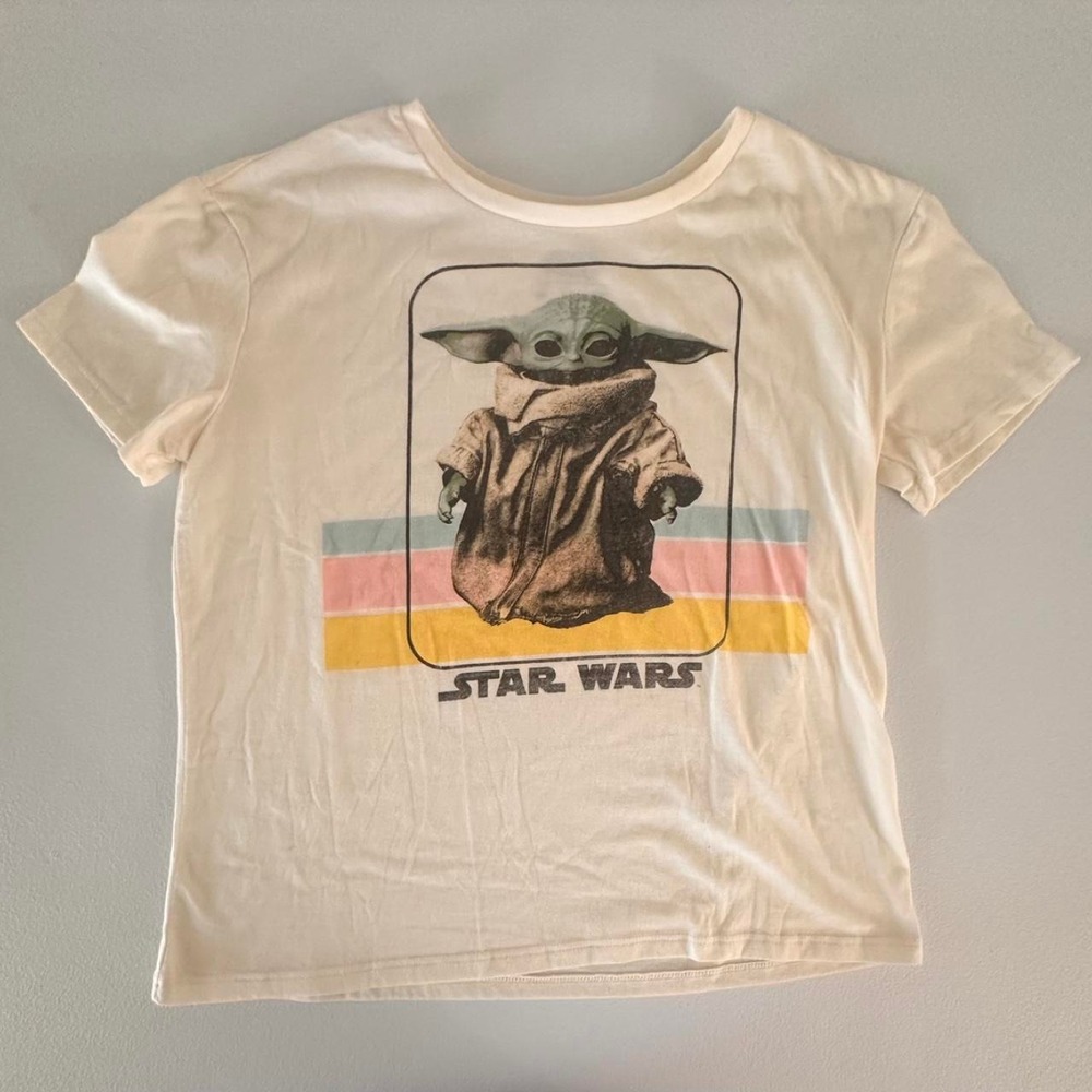 Star Wars Baby Yoda tee size M